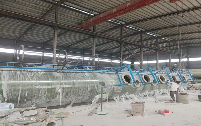 玻璃鋼廢氣處理設備加工現(xiàn)場